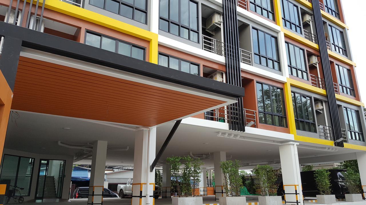 The All 24 Luxury Residence Bangkok Bagian luar foto