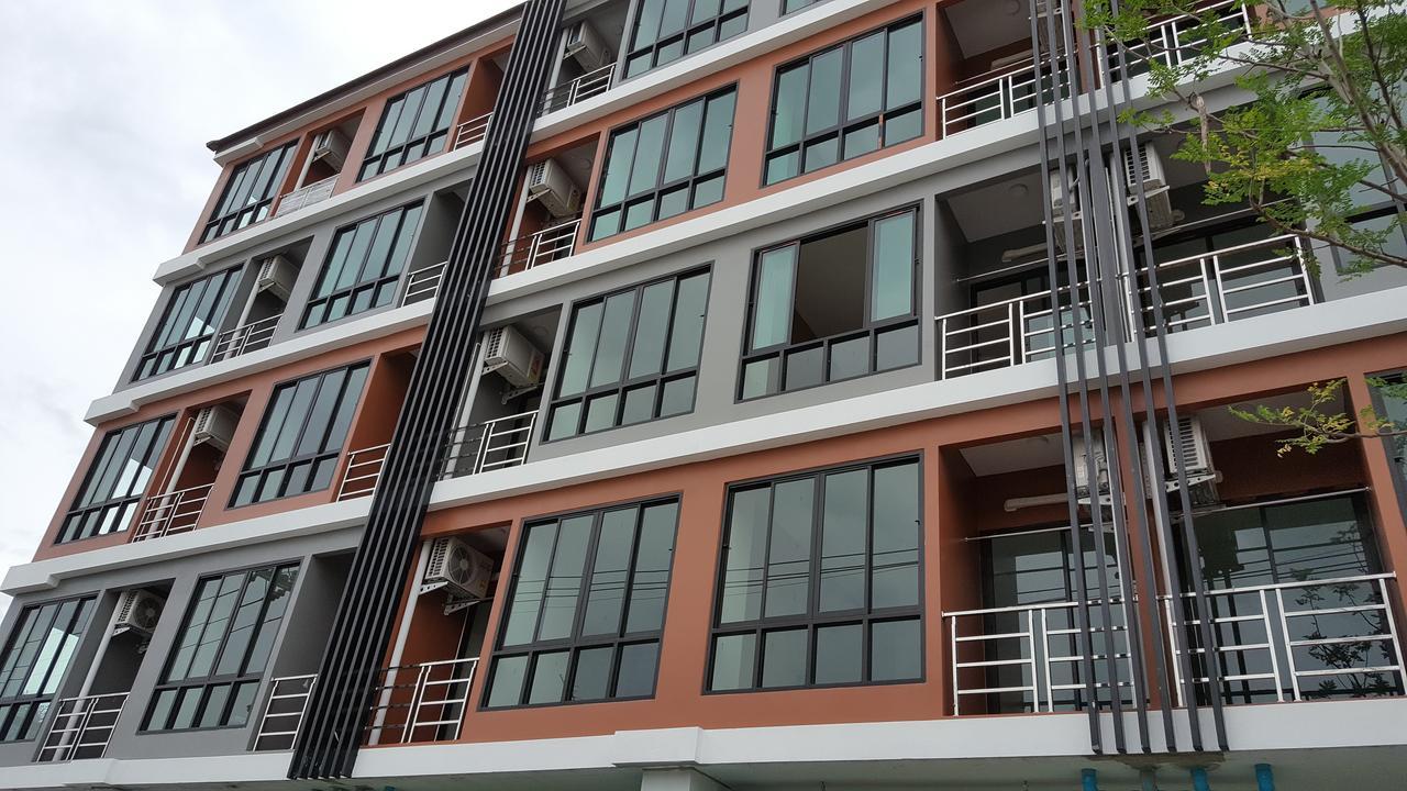 The All 24 Luxury Residence Bangkok Bagian luar foto